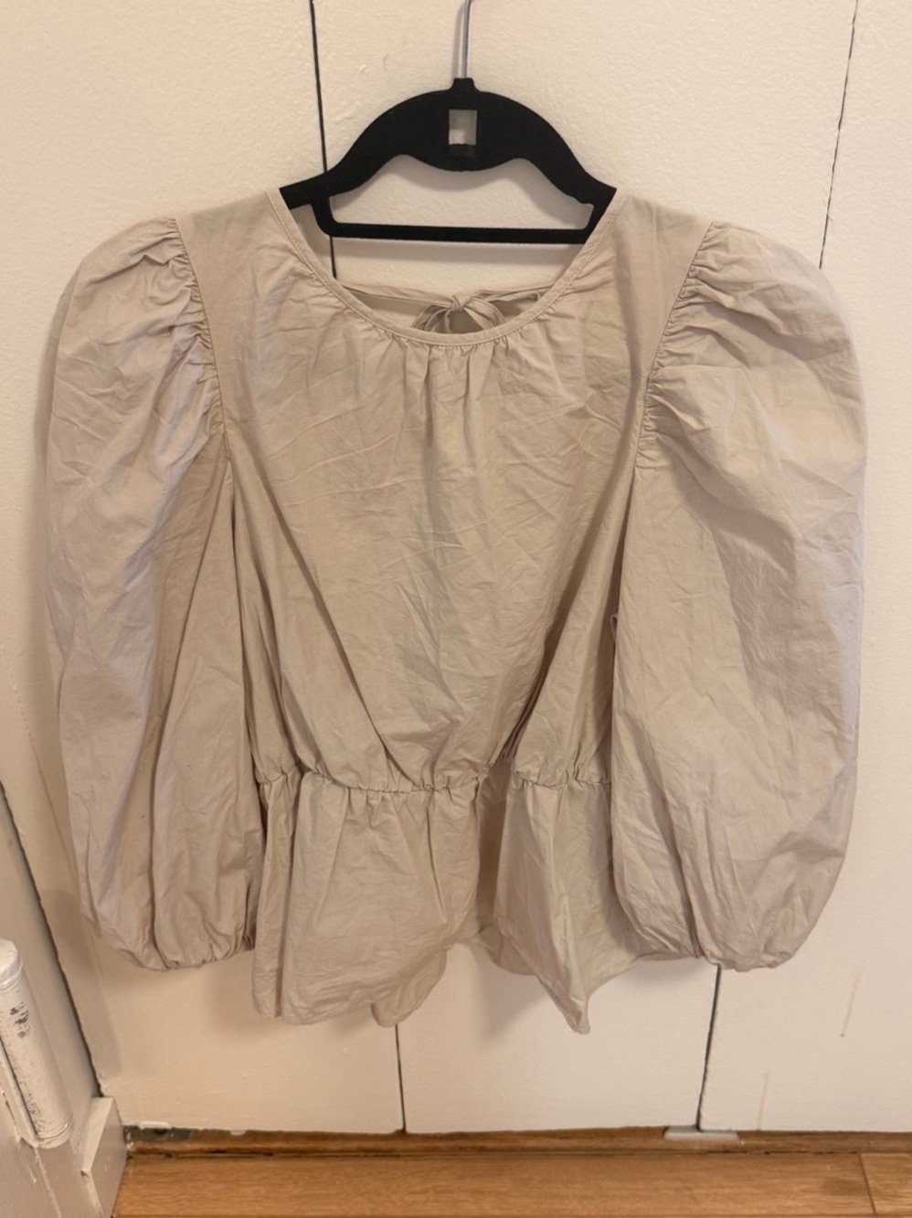 H&M Tie-Back Puff-Sleeved Top Beige